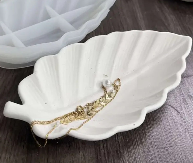 Leaf Tray