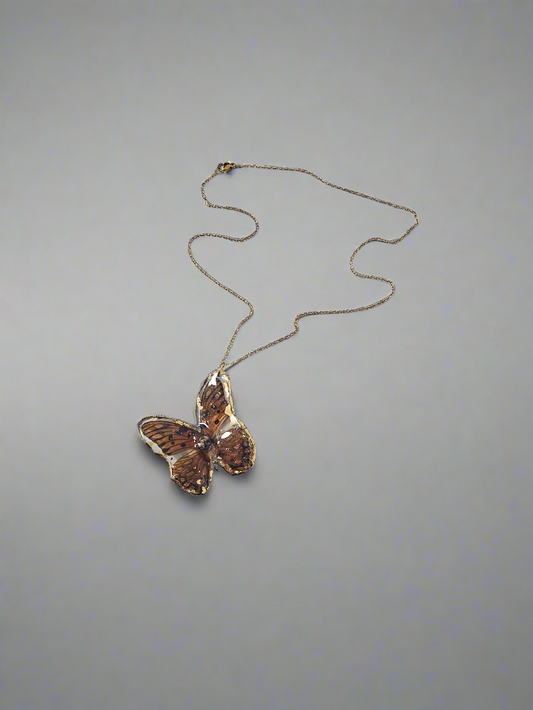 Mariposa necklace